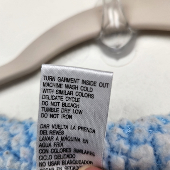 Disney Frozen Olaf Chillin Sherpa Sweatshirt Cute Christmas Sweater Size Medium - Picture 6 of 6